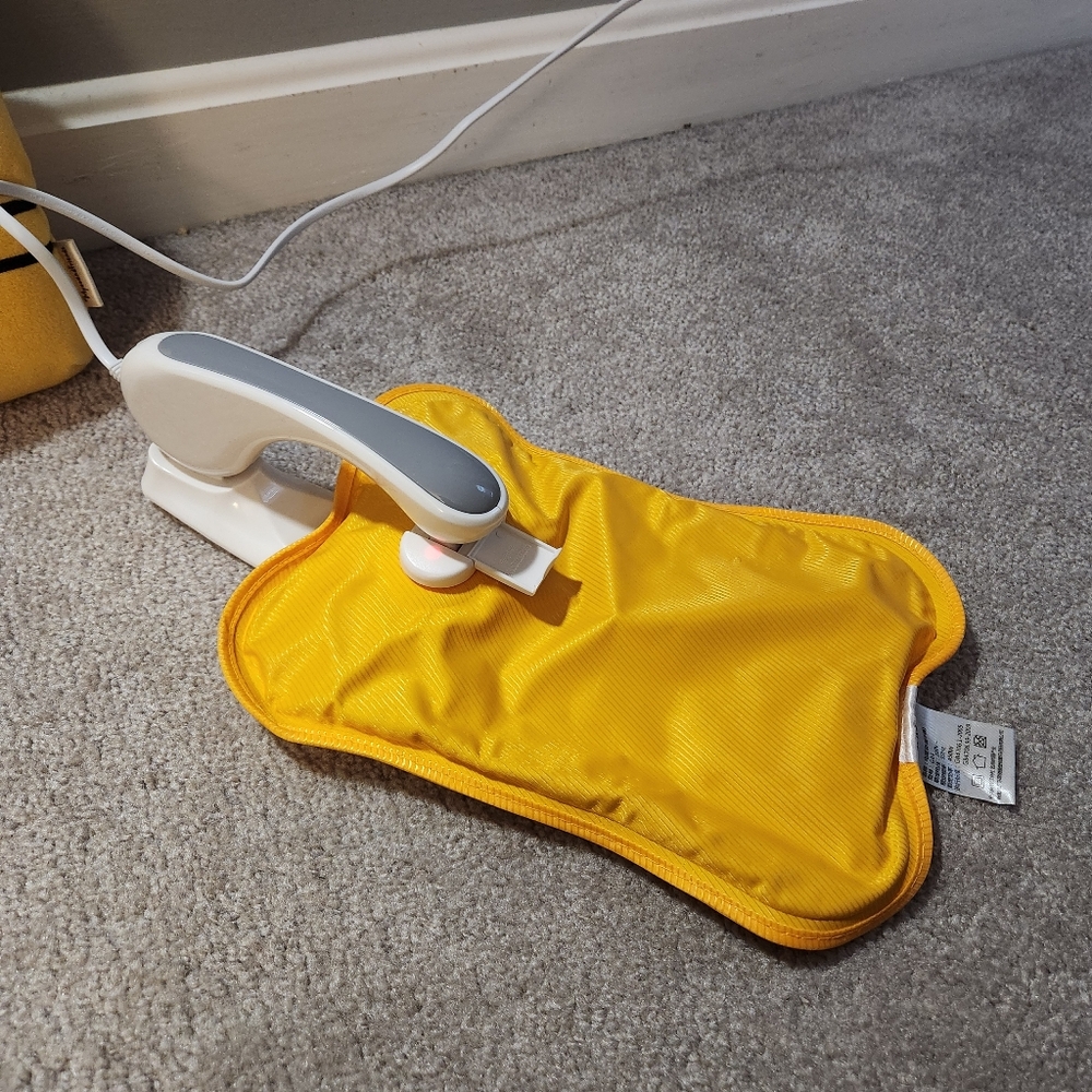 New MINISO Myoo and Friends Rechargeable Electric Hand Warmer Plush Pillow - Picture 5 of 10